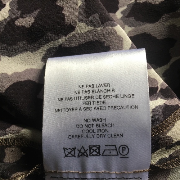 Longchamp Leopard Print Silk Top (NWT)- Size:4 - Picture 8 of 8